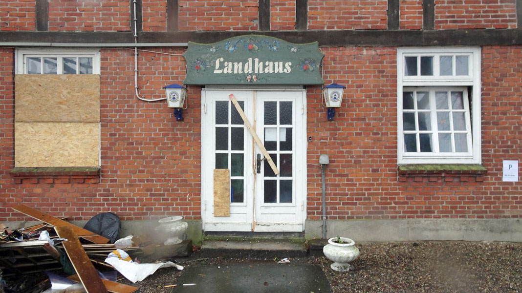 Landhaus: Sanierung oder Abriss und der Einwohnerschwund