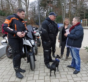 Holger Petersen und Motorradfahrer